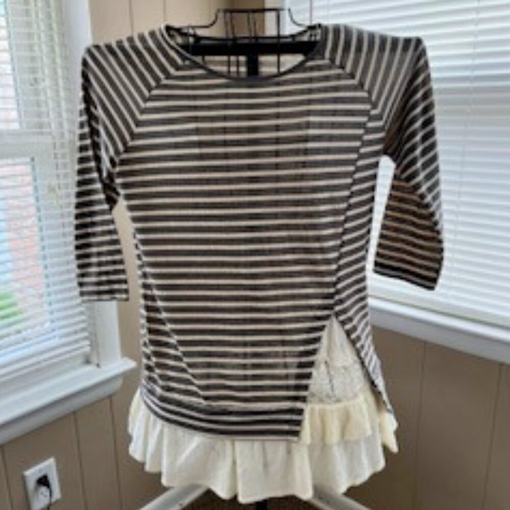 Umgee Gray & Cream Stripe 3/4 Sleeve Shirt Sz M - Picture 5 of 9